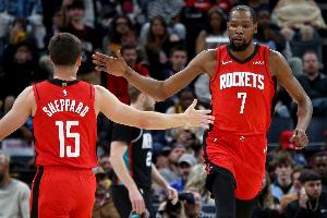 火箭客战鹈鹕先发：谢泼德、阿门、杜兰特、贾巴里、申京