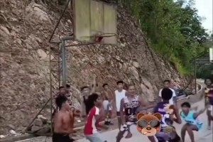 80后90后才知道这种篮球的含金量吧😭😭😭