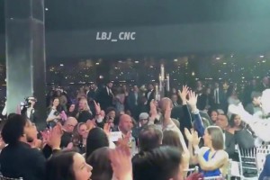 哪一口最精彩？CBA全明星扣篮大赛满分扣篮精华！