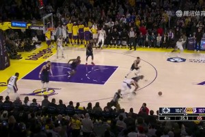 官方可能都没预料到😂赛前NBA官方专门跟拍詹姆斯热身冲5万