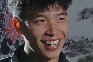 王钰栋：首要目标想加韦世豪微信，怕豪哥不同意😂