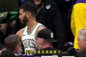 👀徐静雨赛后调侃东契奇，性格跟年轻时期的霍华德似的！🥲