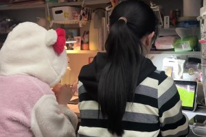 国粹芬芳！大学生女球迷看球现状😂