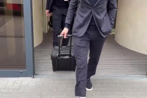 🤣范尼：意大利的后卫你懂的，他们的防守你懂的！