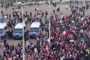 火爆！毕尔巴鄂对阵罗马比赛后发生冲突，11人在毕尔巴鄂被捕！