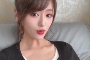 美女主播小七：追梦又晚安上了 下班睡午觉估计都得做噩梦