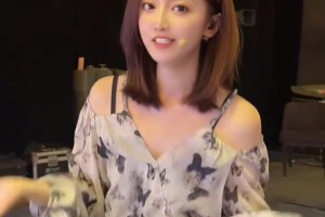 107-84！佳依：这个比分 我提前开个香槟不过分吧 嘻嘻嘻