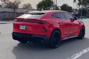 懂的吧友说说东契奇开的是什么车😍😍😍