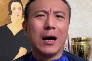 看得捉急🤬毛剑卿直播间再吐槽：王上源太慢啦！