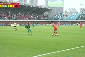 不吹不黑！王钰栋这脚停球什么水平？💪