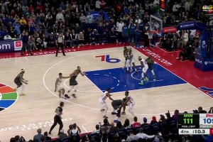 年轻人就是横啊！爱德华兹无视2人包夹 最后10秒天神下凡致胜