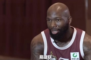 琼斯谈心中最强的中国五人组：阿联&小丁&艾伦&周琦和赵睿