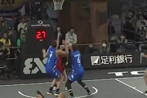 😏兄弟，这一球二十年的功夫，你防的住吗？