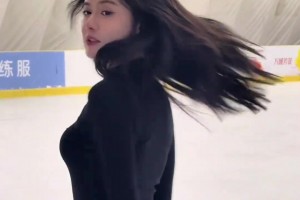 S型曲线哇奥！娜姐的滑冰看来是有练过😍