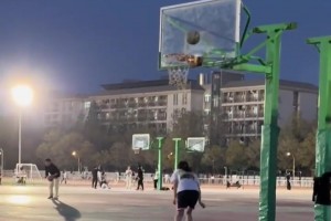 风暴连续裁人阵容仅剩11人 中国女篮国手李月汝大概率留队💪
