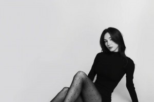 黑丝大长腿！四川选秀球员杨政女友孟雅芳的肯豆风~