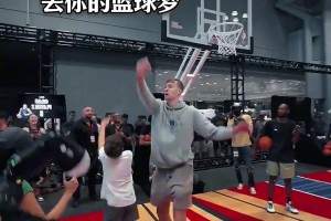 杨毅谈克莱：太过自我！认可尊重自己的球队