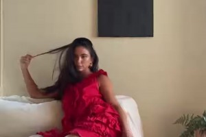 布克新女友也是身材优秀的网红模特，但好像没肯豆那么美