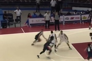 被质疑造犯规打法打不了FIBA？23年世界杯的SGA强的离谱
