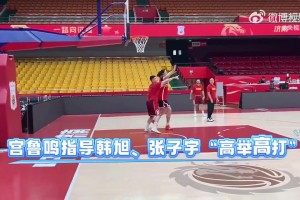 勇士队的现在和过去！巴特勒和KD来到世俱杯现场出席活动！