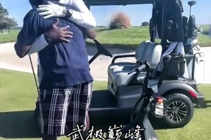 😅GOAT，最后那一下是认真的嘛！