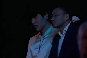 都打哈欠了！杨瀚森在选秀大会现场百无聊赖 首轮有希望吗🤔