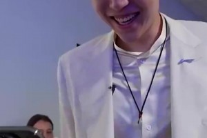 杨瀚森与开拓者管理层通电话！开心溢于言表😄😄