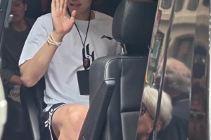 马不停蹄！杨瀚森第16顺位被开拓者选中后 马上启程去波特兰🛫