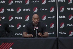 比卢普斯盛赞杨瀚森：有天赋又年轻球商高 拥有他让我很兴奋！