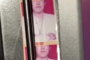 长得太高也是错！杨瀚森拍大头贴都看不到眼睛了😂😂😂