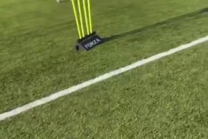 继续加练！齐尔克泽社媒更新训练视频：控球+射门⚽