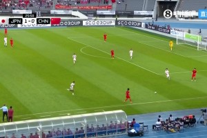 国足后场传球被破坏！董路：这能从日本后场传出去叫中国队吗😅