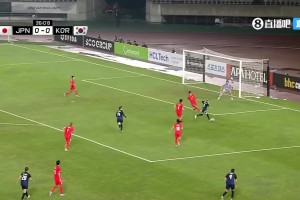 打破僵局！成宫唯停球紧接右脚低射破门，日本女足1-0韩国女足