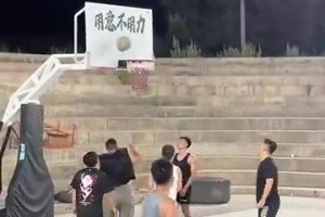 ESPN主持人透露：我请詹姆斯聊聊在湖人的情况，而他却表示无可奉告！