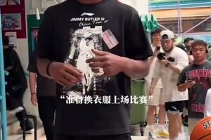 杰伦-格林休赛期苦练破包夹防守，下赛季再被包夹时要果断出球啊