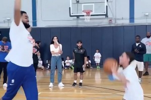 真爱！5个库里vs5个奥尼尔？奥尼尔：库里赢，我罚球不行！