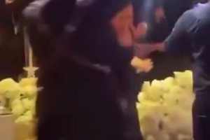 塔图姆在比尔婚礼上欢快跳舞，网友打趣：人家秋雅结婚，你搁这又唱又跳🤣