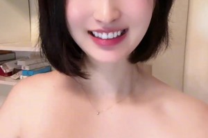 迷妹+1😍女球迷评杨瀚森爆发：有三分中距离小背运小策应，天呐