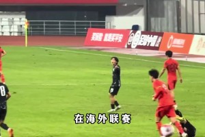 这个中国球员，体脂率堪比C罗，敢撞韩国人，敢罚生死球